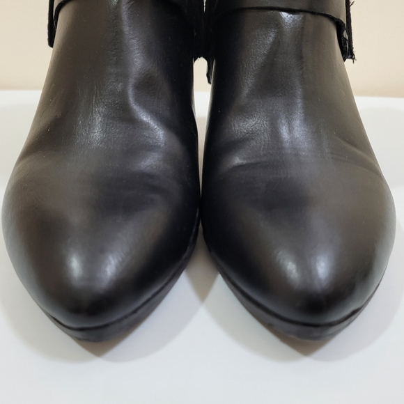 Fergie Boots sz 6 - Picture 5 of 9